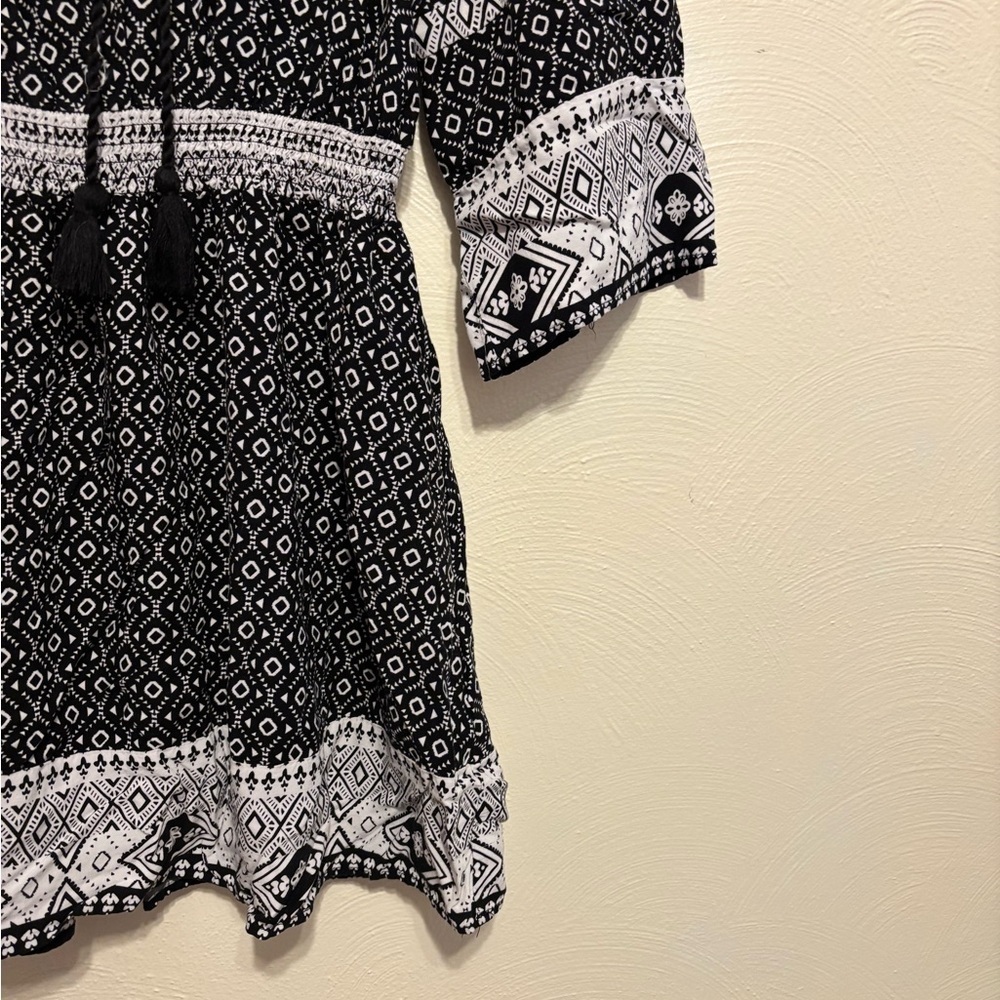 H&M Black and White Patterned Mini Dress - Picture 6 of 7
